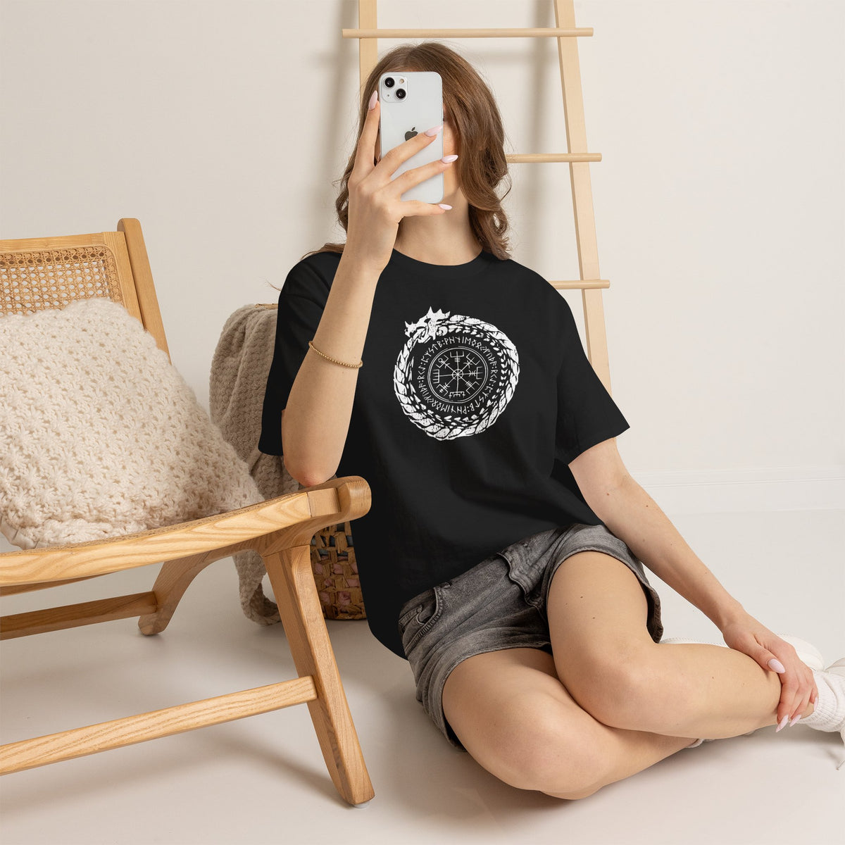 Vegvisir Dragon T-Shirt
